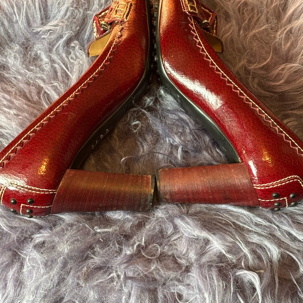 Tod's Burgundy Leather Women's Loafers - Picture 2 of 8